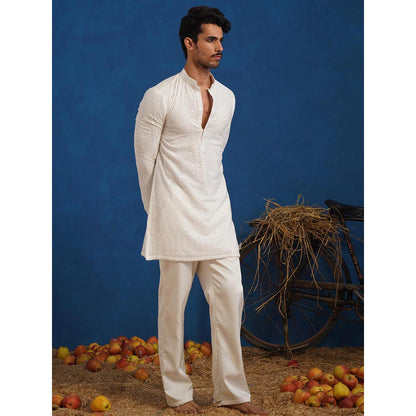 KALPRAAG Pravin White Short Kurta With Pant