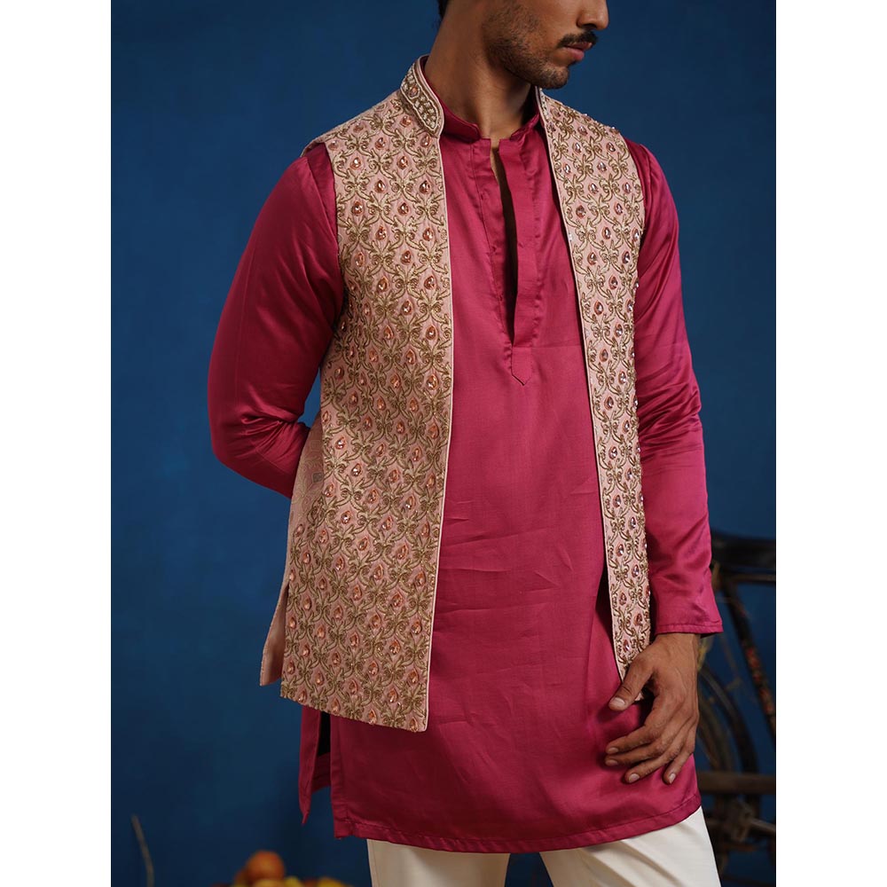 KALPRAAG Trilok Pink Short Kurta With Nehru Jacket And Dupatta