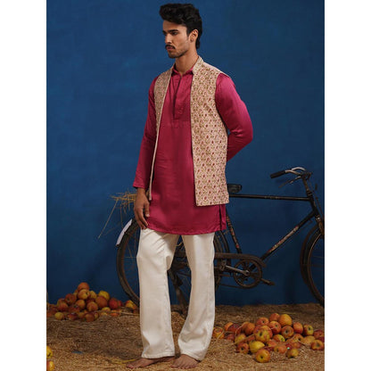 KALPRAAG Trilok Pink Short Kurta With Nehru Jacket And Dupatta