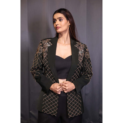 Kanika Verma Green Heavy Embroidery Blazer