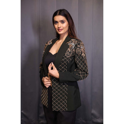 Kanika Verma Green Heavy Embroidery Blazer