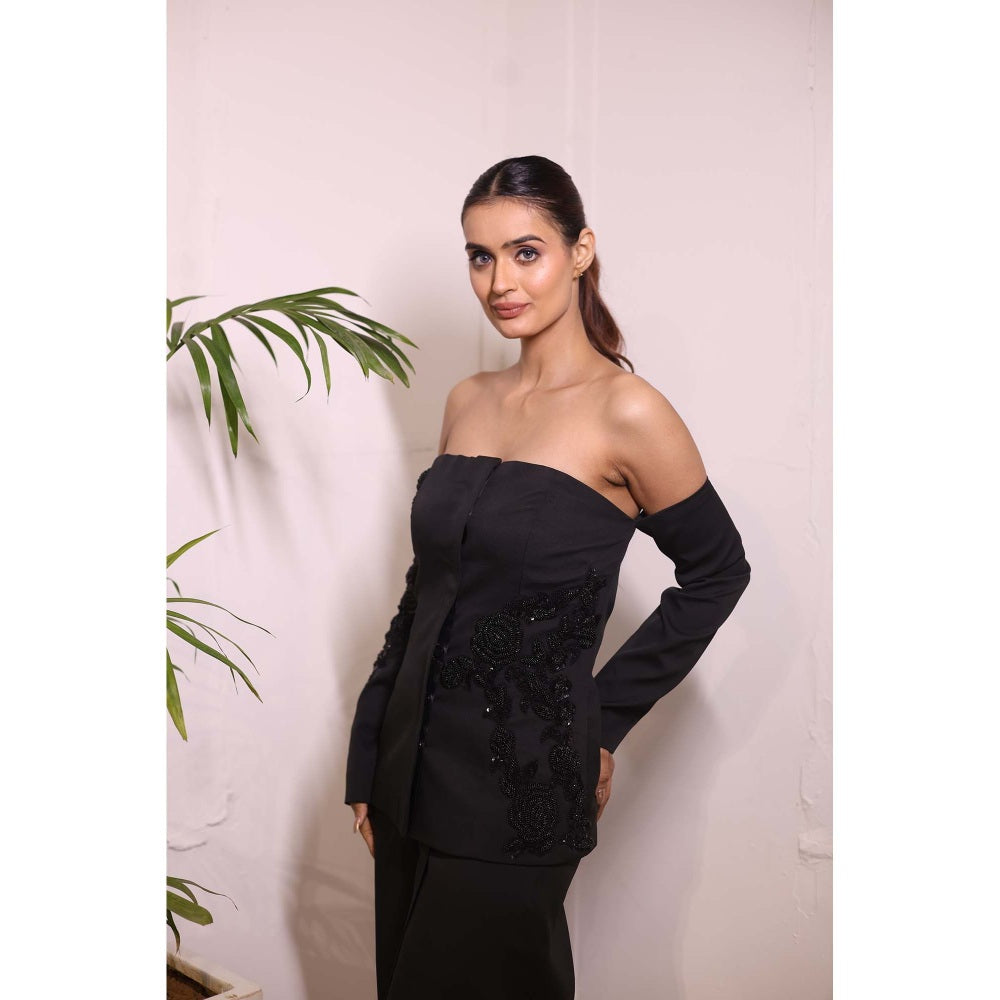 Kanika Verma Black Tube Blazer with Pant (Set of 2)