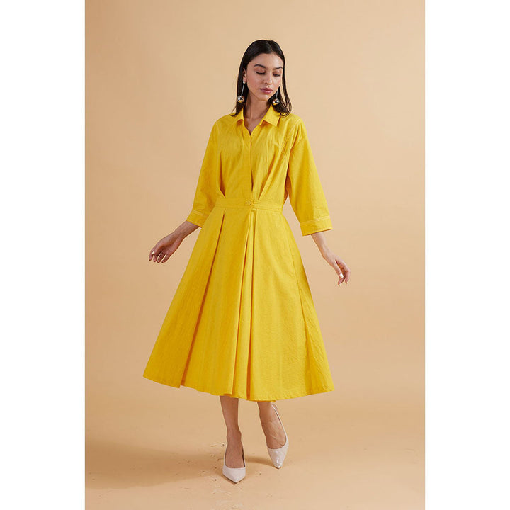 Kanelle Eleanor Yellow Solid Dress