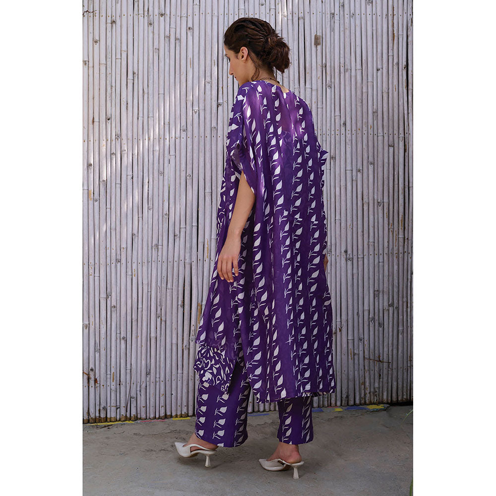 Kanelle Women Shoulder Straps Longline Sleeveless Gazal Print Co-Ord-Purple (Set of 3)