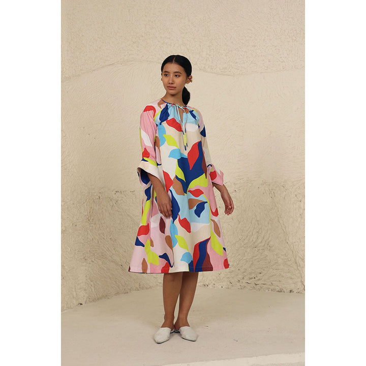 Kanelle Eden Multi Colour Printed Midi Dress With Belt (Set of 2)