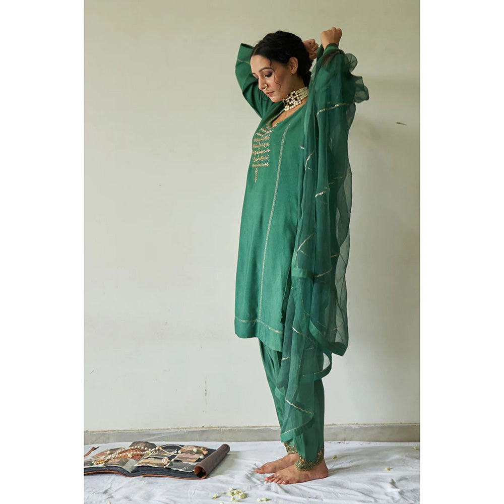 Kanika Sharma Hara Leheriya Kurta with Peshwa Salwar and Dupatta (Set of 3)