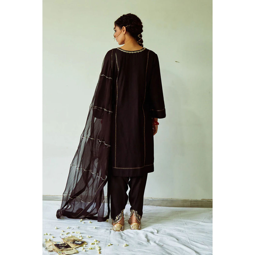 Kanika Sharma Kala Leheriya Kurta with Peshwa Salwar and Dupatta (Set of 3)