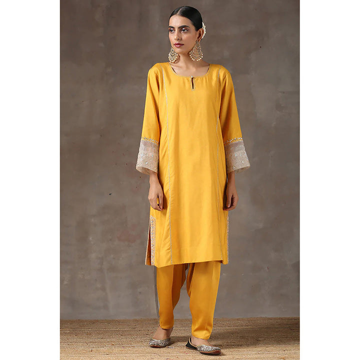 Kanika Sharma Haldi Lahoriya Chola with Peshwa Salwar and Dupatta (Set of 3)