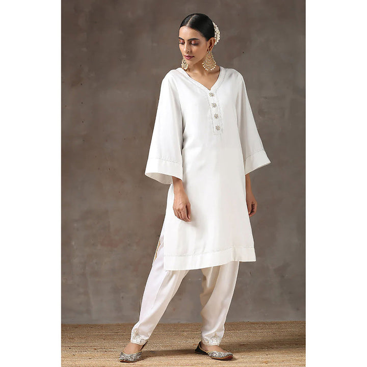 Kanika Sharma Chandhni Lahoriya Kurta with Peshwa Salwar and Dupatta (Set of 3)