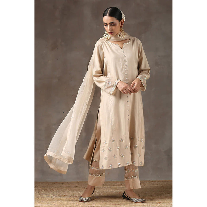 Kanika Sharma Gehua Lahoriya Botti Kurta with Patalun and Dupatta (Set of 3)