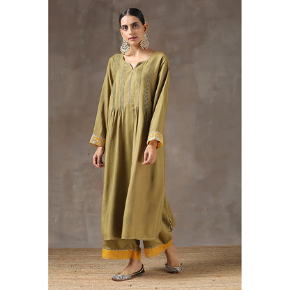 Kanika Sharma Sukhi Mehendhi Ghera Kurta with Jama and Dupatta (Set of 3)