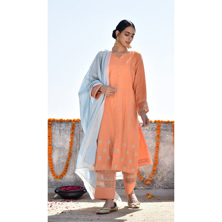 Kanika Sharma Santari Lahoriya Botti Kurta with Pant & Dupatta (Set of 3)