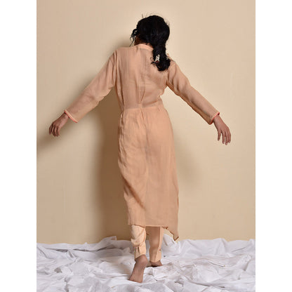 Kanika Sharma Nude Taana Kurta Set