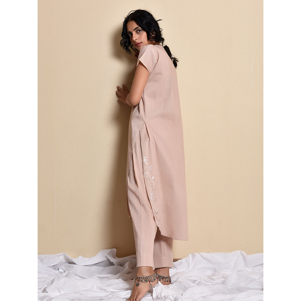 Kanika Sharma Nude Kurta Set