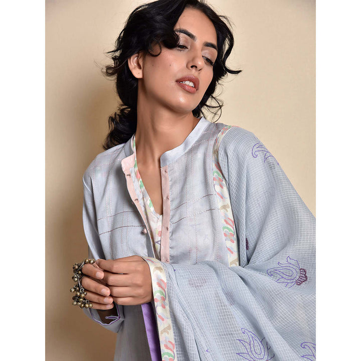 Kanika Sharma Grey Chanderi Kurta Set With Dupatta