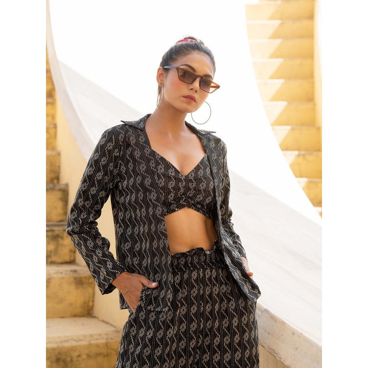 Kaori By Shreya Black Beauty Kantha Pant Suit With Black Kantha Bustier (Set of 3)