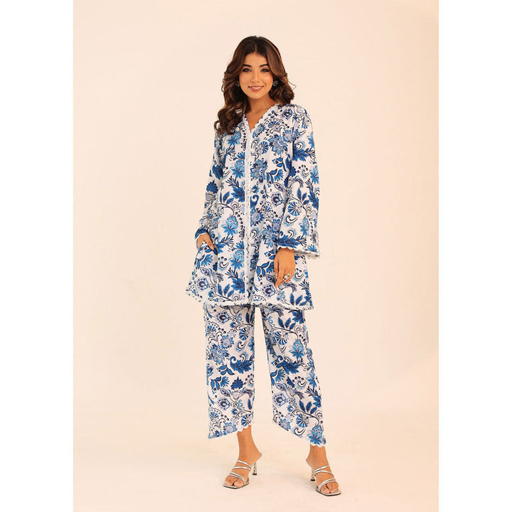 Kaori By Shreya Blue and White Floral Printed Co-ords Relaxed Top and Pant (Set of 2)