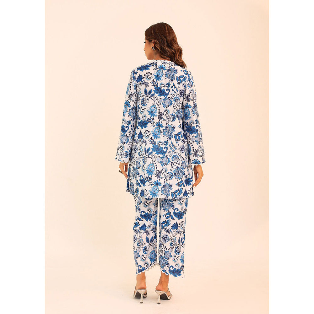 Kaori By Shreya Blue and White Floral Printed Co-ords Relaxed Top and Pant (Set of 2)