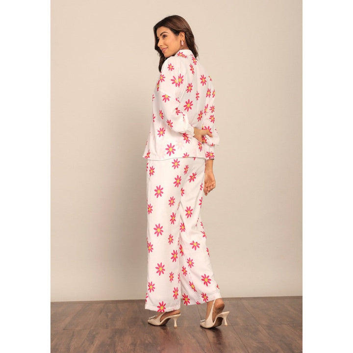 Kaori By Shreya White And Pink Floral Print Relaxed Palazzo