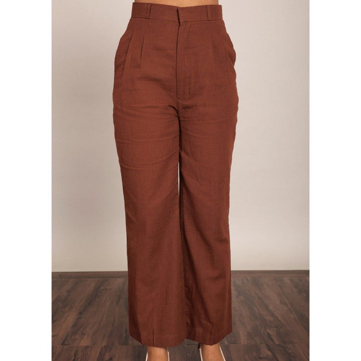 Kaori By Shreya Brown Solid Relaxed Trouser With 2 Pockets