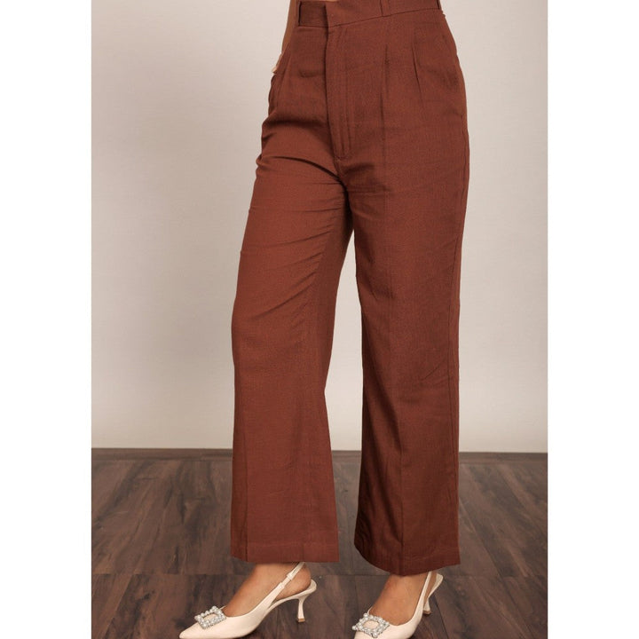 Kaori By Shreya Brown Solid Relaxed Trouser With 2 Pockets