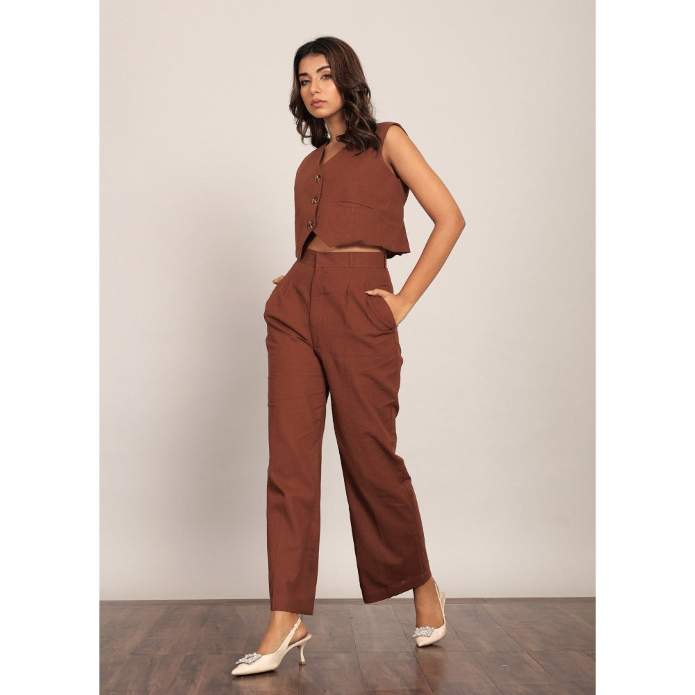 Kaori By Shreya Brown Solid Relaxed Trouser With 2 Pockets