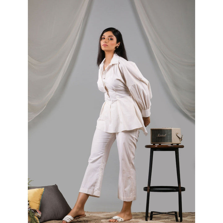 Kaori By Shreya Pearl Off White Back Tie Up Co-Ord (Set of 2)