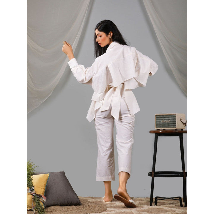 Kaori By Shreya Pearl Off White Back Tie Up Co-Ord (Set of 2)