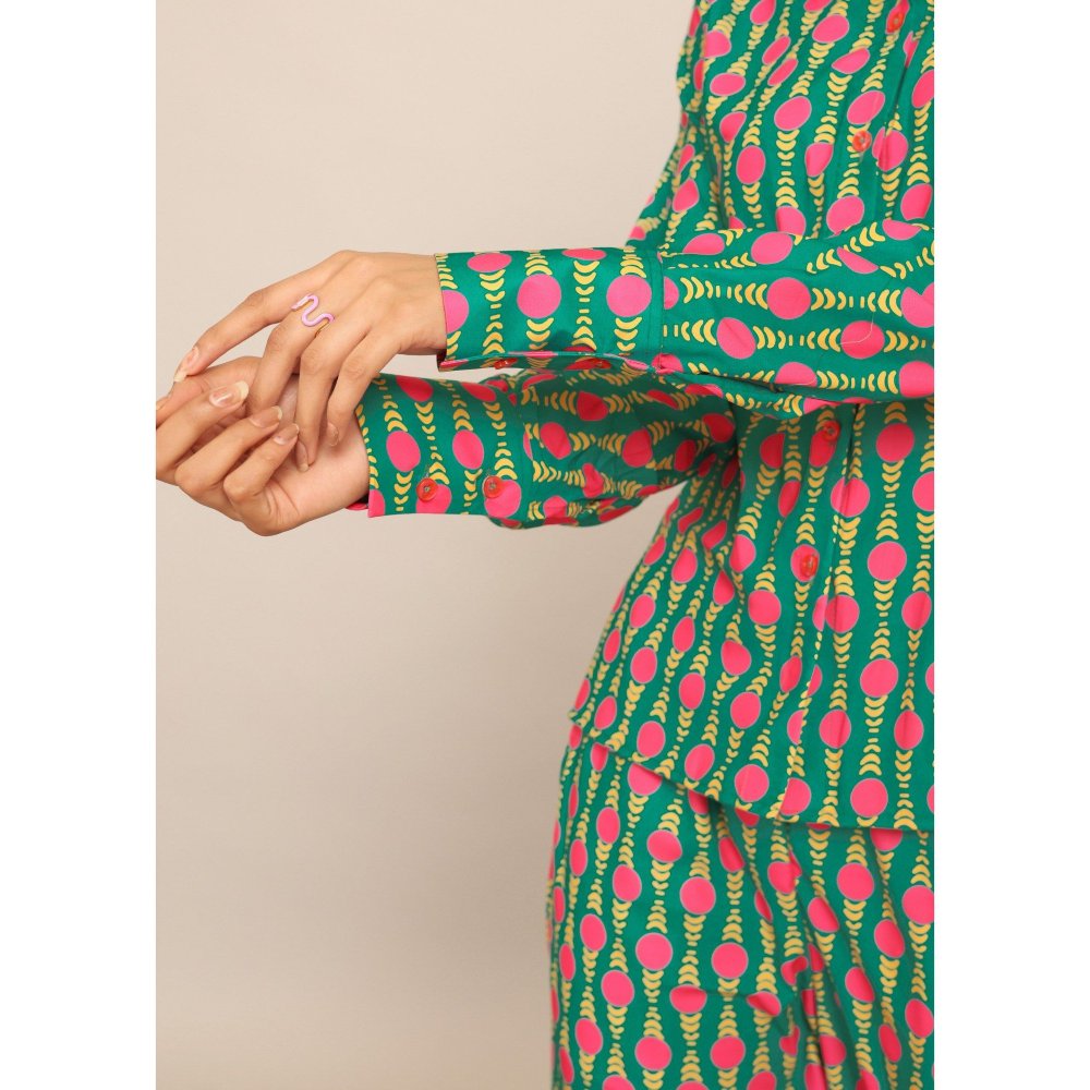 Kaori By Shreya Sea Green And Pink Relaxed Co-Ord (Set of 2)