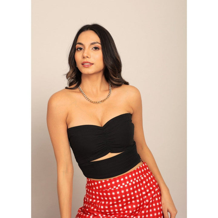 Kaori By Shreya Solid Black Bust Fitted Crop Top