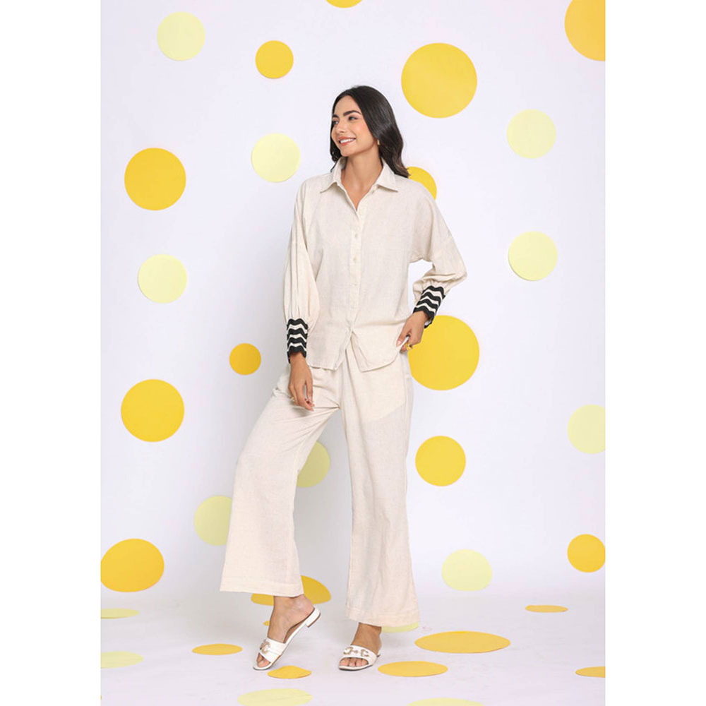 Kaori By Shreya Off White Relaxed Wide Leg Linen Pants