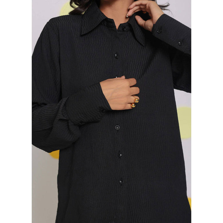 Kaori By Shreya Black Collar Everyday Wear Button Shirt