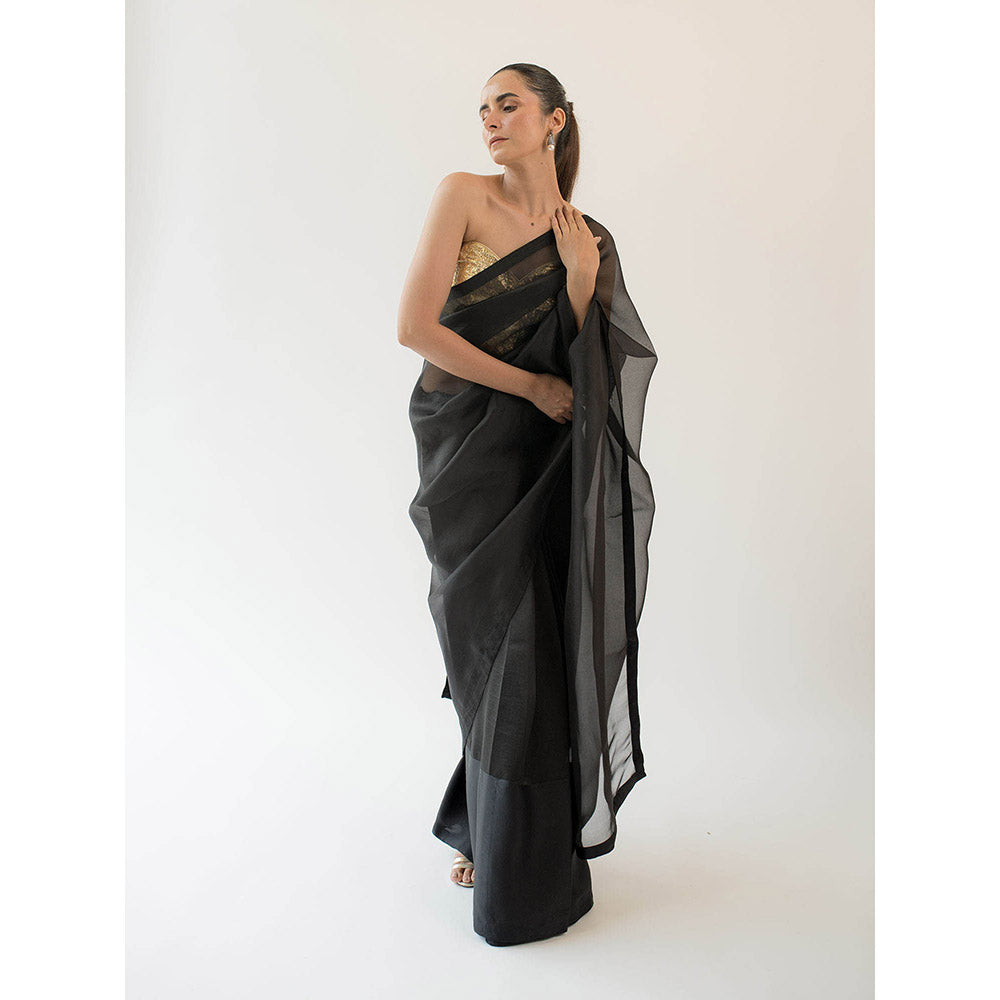 KAPARDARA Asters Pure Silk Organza Saree In The Shade Of Black Featuring A Border