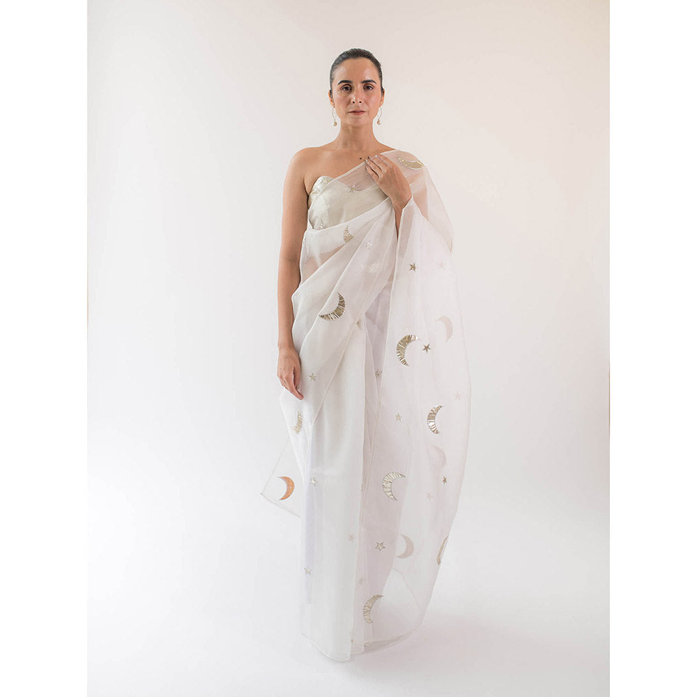 KAPARDARA The Light Of The Moon In The Night Sky Is The Moonlight Saree