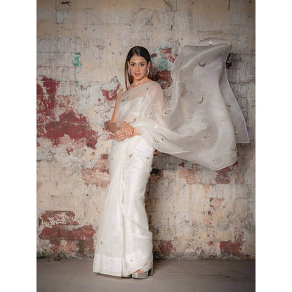 KAPARDARA The Light Of The Moon In The Night Sky Is The Moonlight Saree