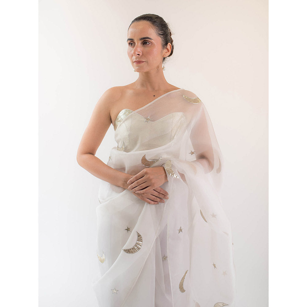 KAPARDARA The Light Of The Moon In The Night Sky Is The Moonlight Saree