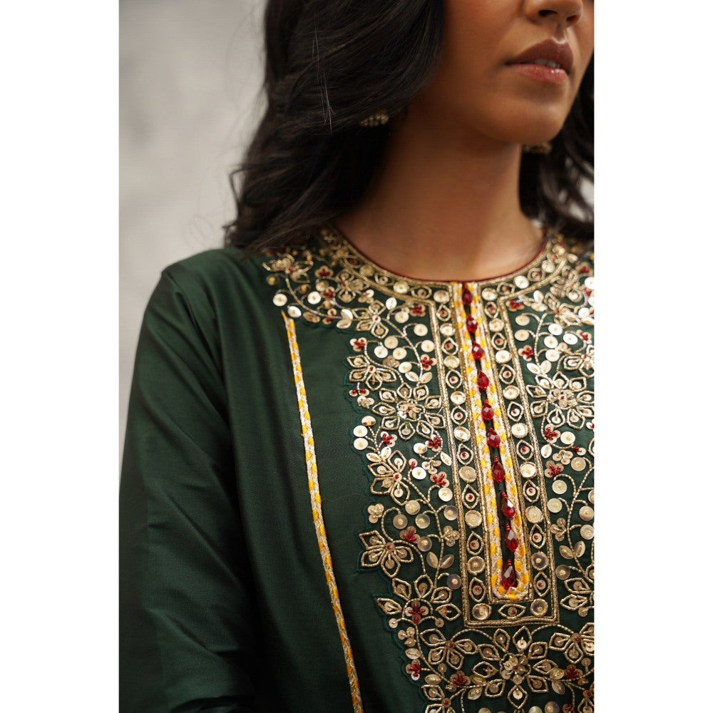 Kapda Dori Green Embroidered Kurta with Dhoti and Dupatta (Set of 3)