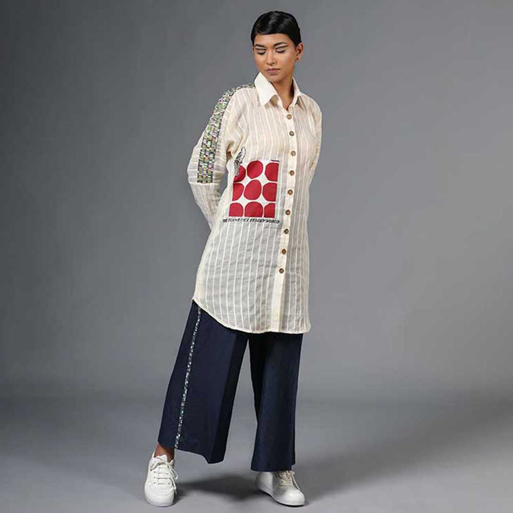 Arpita Sulakshana Laal Shooka Shirt