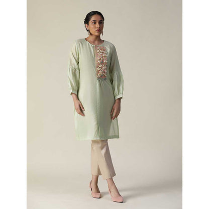 Arpita Sulakshana Pistachio Green Scoop Kurta (Set of 2)