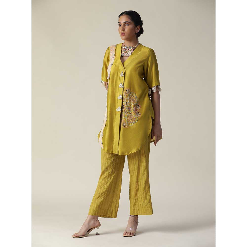 Arpita Sulakshana Bumblebee Yellow Hand Painted Embroidered Co-Ord (Set of 2)