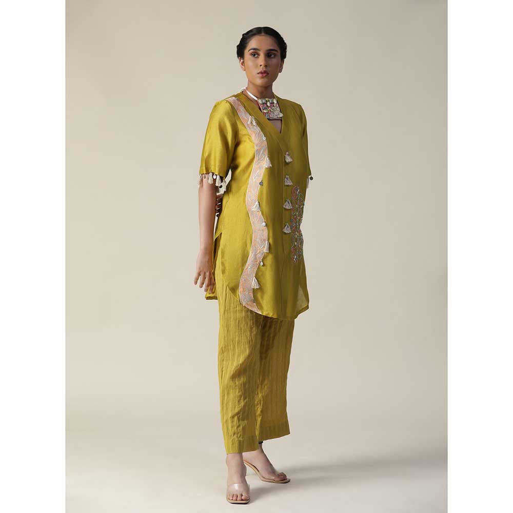 Arpita Sulakshana Bumblebee Yellow Hand Painted Embroidered Co-Ord (Set of 2)