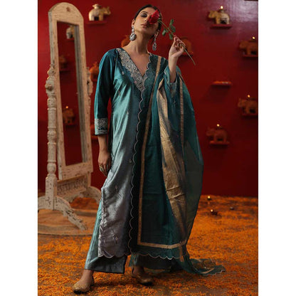 Arpita Sulakshana Firozi Ombre Velvet Kurta with Pant and Dupatta (Set of 3)