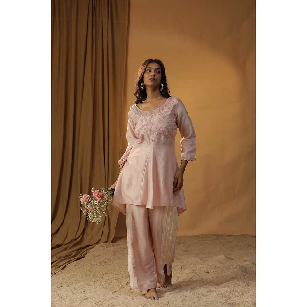 Arpita Sulakshana Pastel Pink Embroidered Kurta with Pant (Set of 2)