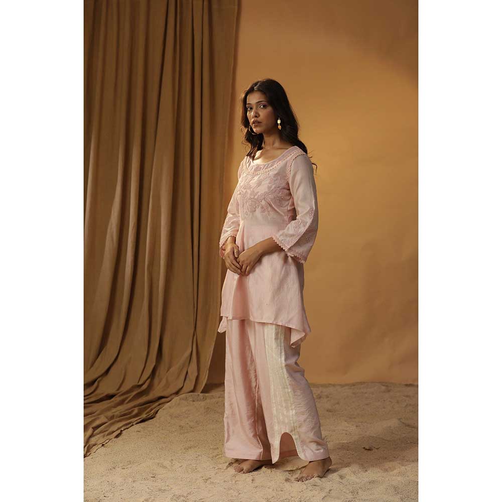 Arpita Sulakshana Pastel Pink Embroidered Kurta with Pant (Set of 2)