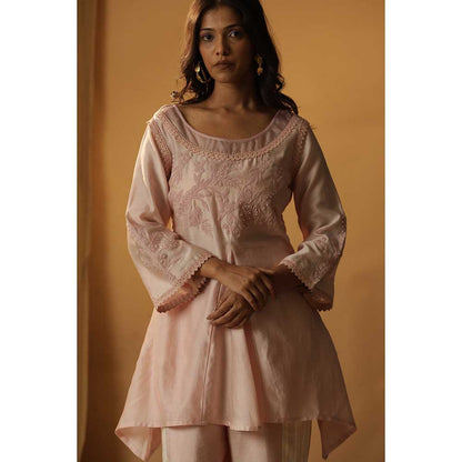 Arpita Sulakshana Pastel Pink Embroidered Kurta with Pant (Set of 2)