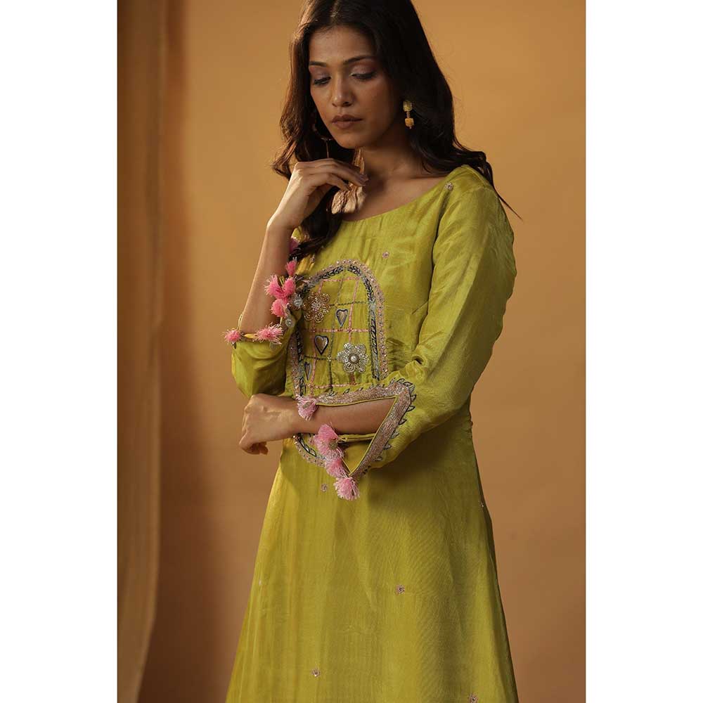 Arpita Sulakshana Herbal Garden Green Embroidered Suit (Set of 3)