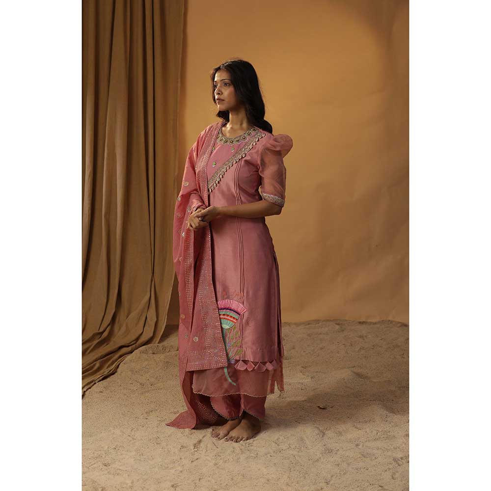 Arpita Sulakshana Canyon Rose Bell Flower Pink Handpainted Suit (Set of 3)