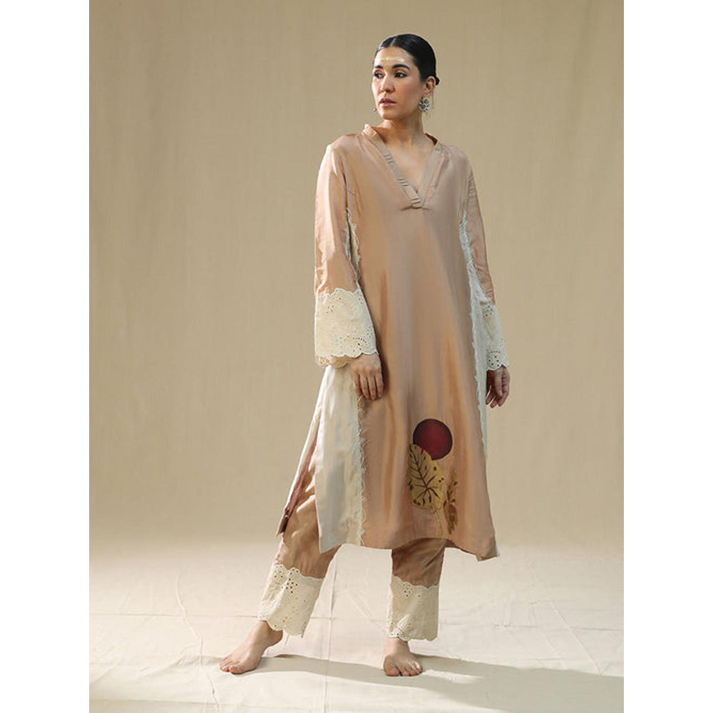 Arpita Sulakshana Rose Gold Hand Painted Kurta Set