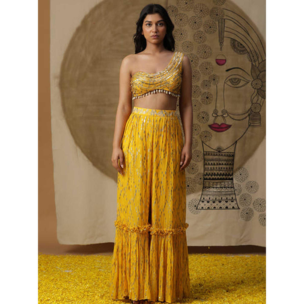Arpita Sulakshana Women Yellow Co-Ord Set