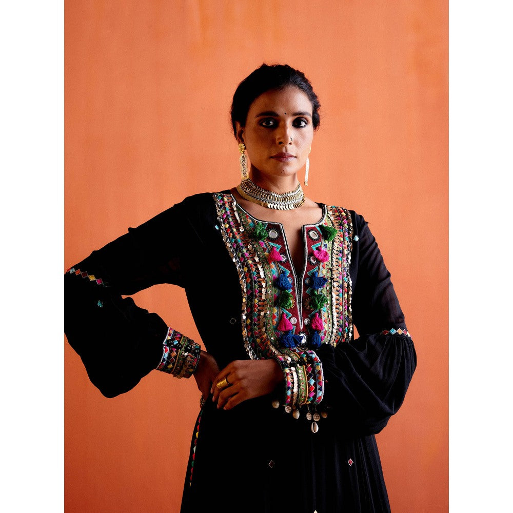 Karishma Khanduja Arshad Black Embellished Tassels Kurta with Pant (Set of 2)